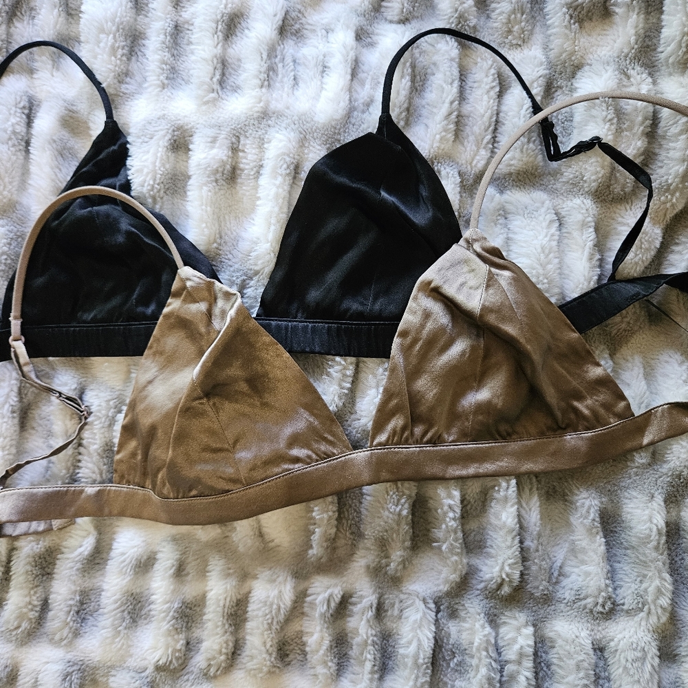 2pk silk triangle wireless bras NWT